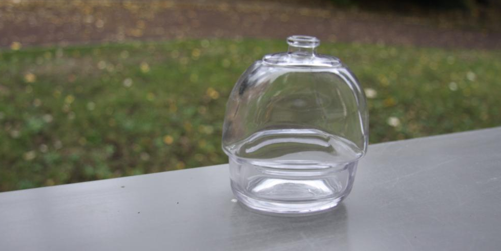 Flacons de parfums vides - 0